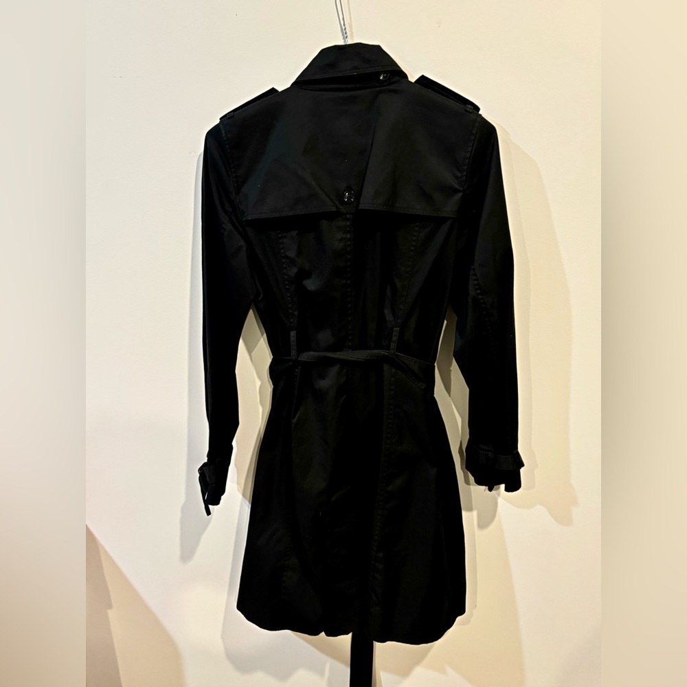 Banana Republic black trench coat size M for fall / winter - Picture 2 of 4